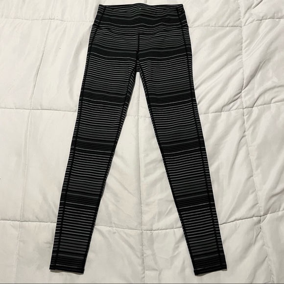 Athleta stripe leggings - Picture 4 of 4